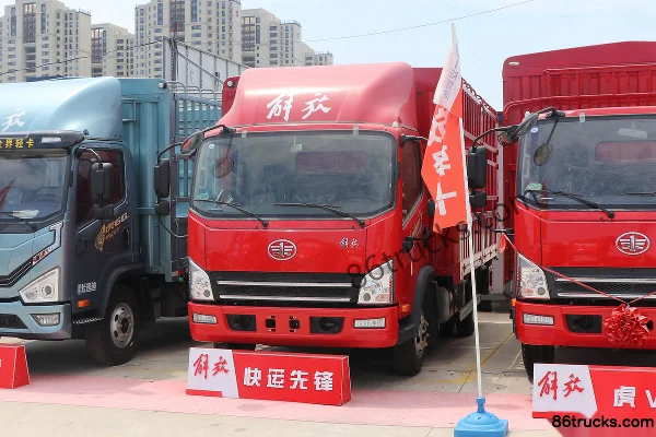FAW Jiefang Hu VH 165 hp 4X2(6 wheels) 4.16m Single Row Stake Truck (340 rear axle) Exterior (3) | 86Trucks