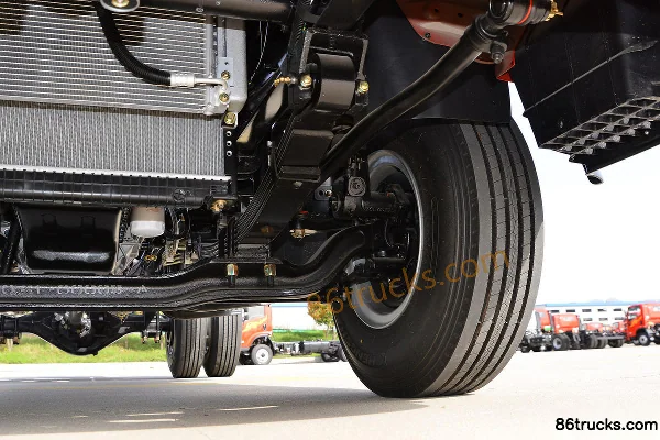 Sanhuan Shitong New Chuangke Southwest Edition 140 hp 4X2(6 wheels) 4.15m single-row stake-side light truck (Weichai) Chassis (3) | 86Trucks
