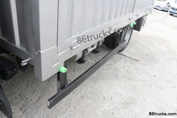 SHACMAN Commercial Vehicle Delong G300 2.5L Diesel 185hp 4X2(6 wheels) Fast Gear 10-Speed Air Brake 3.85m Semi-row Stake Truck Body (1) | 86