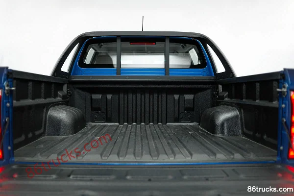 JAC T8 60e anniversaire 2.0T diesel 150 ch manuel 4 roues motrices double cabine pick-up standard Châssis (2) | 86Trucks
