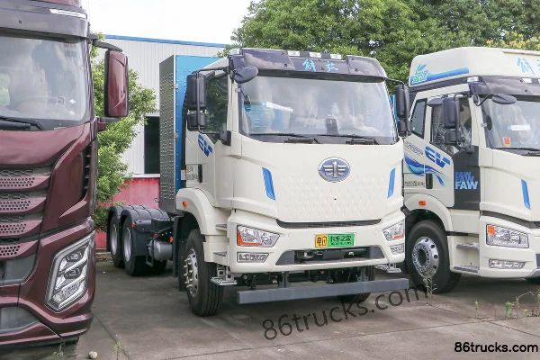 FAW Jiefang J6L 6X4(10 wheels) Electric Tractor Truck 350kWh Exterior