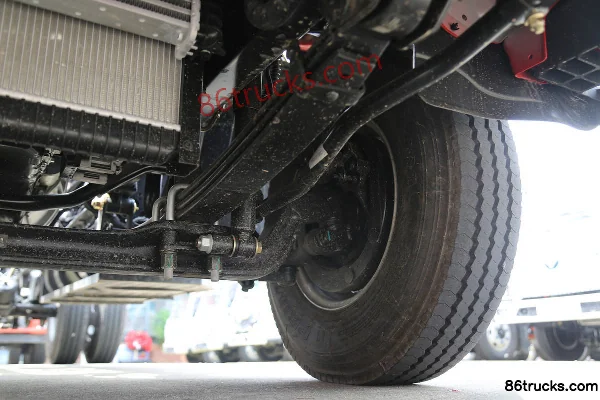 Foton New Jieyun Pro 2 L CNG 150 ch 4X2(6 roues) Fast Gear 8 vitesses 4,17 m cabine simple camion porteur à ridelles Châssis (3) | 86Trucks