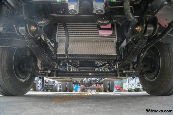 Foton New Jieyun Pro 2 L CNG 150 ch 4X2(6 roues) Fast Gear 8 vitesses 4,17 m cabine simple camion porteur à ridelles Châssis (1) | 86Trucks