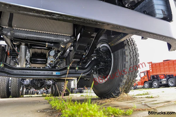 Dayun Zhisheng Heavy Truck 230 hp 6X4(10 wheels) 4.6m Dump Truck (Axle Ratio 5.143) Chassis (3) | 86Trucks