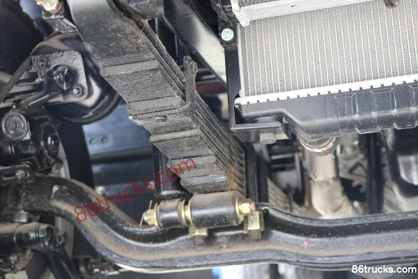Feidi V3 Series 156 hp 4X2(6 wheels) 3.85m semi-row flatbed truck Chassis (3) | 86Trucks
