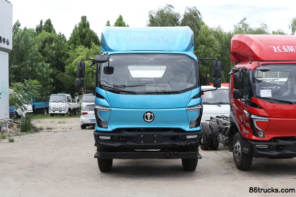Feidi W7 190 hp 4X2(6 wheels) 5.2m Semi-row Stake Truck (China VI) (Weichai) Exterior (2) | 86Trucks