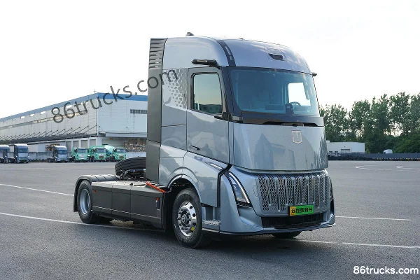 FARIZON Xinghan H 18T 4X2(6 wheels) methanol extended-range hybrid tractor truck Exterior