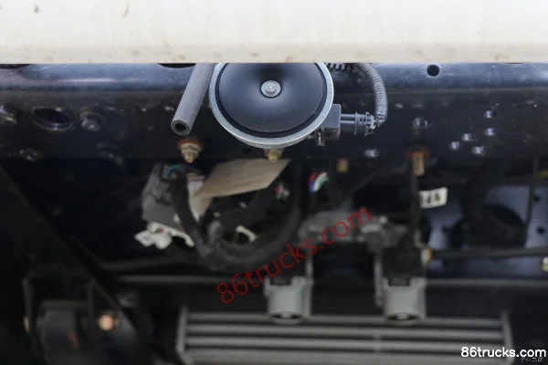 Feidi V1 series 160hp 4X2(6 wheels) 3.83m dump truck Chassis (3) | 86Trucks