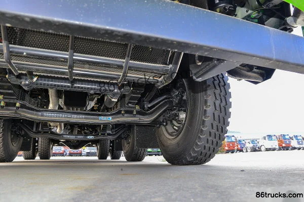 Dayun Fengshang Heavy-Duty 245hp 6X2(8 wheels) 5.5m Dump Truck Chassis (3) | 86Trucks