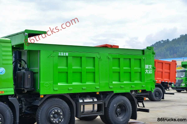 Dayun Fengshang Heavy-Duty 245hp 6X2(8 wheels) 5.5m Dump Truck Body (1) | 86Trucks