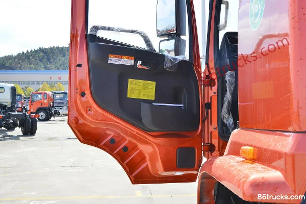 Dayun Fengshang Standard Load 270 hp 8X2(10 wheels) 8m Stake Truck Cab (2) | 86Trucks