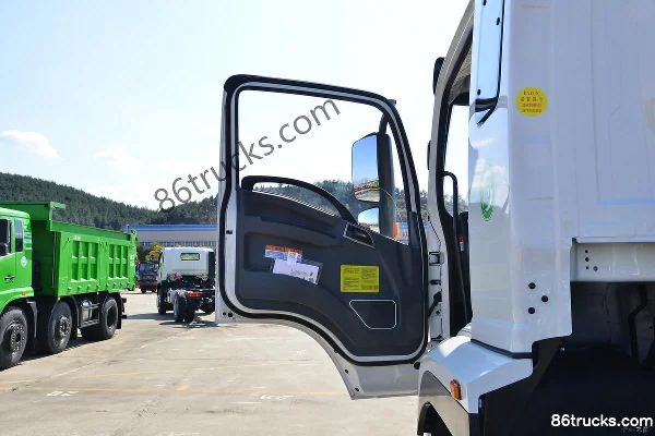 Dayun Zhisheng 200 ch 4X2(6 roues) camion porteur à grille 6,75 m (China VI) (rapport 4,875) Cabine (1) | 86Trucks