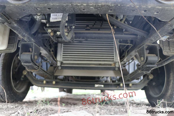 Feidi DX Édition Confort 1,9 L 102 ch 4X2(6 roues) micro camion plateau double cabine 3,02 m Châssis (1) | 86Trucks