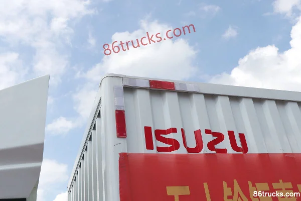 Jiangxi Isuzu Yifang EC5 116hp 4X2(6 wheels) 4.2m Single Row Van Light Truck (China VI) Body (1) | 86Trucks