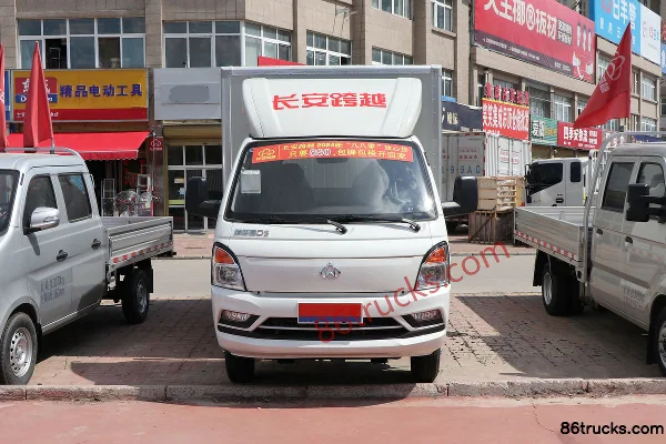 Changan Kuayue Zhe D5 PLUS Luxury 2.0L 144hp 4X2(6 wheels) Gasoline 3.935m single-row van mini truck Exterior (2) | 86Trucks