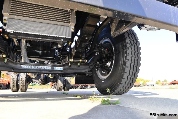 Dayun Yunlong 200 ch 4X2(6 roues) 5,6 m camion grue Châssis (3) | 86Trucks