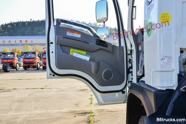 Dayun Yuntu 165 ch 4X2(6 roues) camion benne à ordures compacteur (marque Diwang) Cabine (2) | 86Trucks
