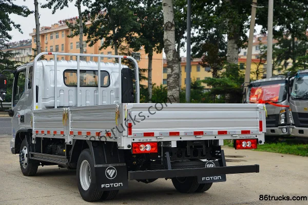 Foton CTV 2.5L Diesel 160 hp 4X2(6 wheels) WLY 6-Speed 3.83m Single Row Flatbed Light Truck Body (3) | 86Trucks