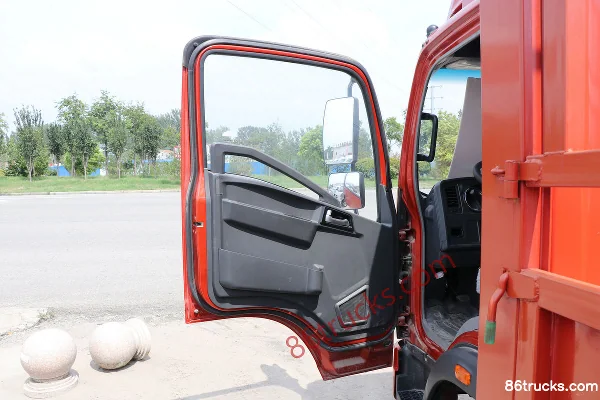 Sinotruk HOWO Hanjiang 130 ch 4X2(6 roues) camion léger à ridelles à cabine simple 4,15 m (WLY 6 vitesses) (1) | 86Trucks