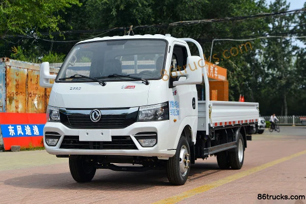 Dongfeng T6 127 hp 4X2(6 wheels) 4.005m Single Row Flatbed Mini Truck Exterior (3) | 86Trucks