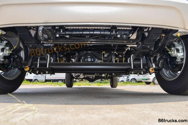 Dongfeng Xiaobawang W08 1.5L 113hp 4X2(6 wheels) 2.7m Single Row Flatbed Mini Truck (China VI) (with A/C) Chassis (1) | 86Trucks
