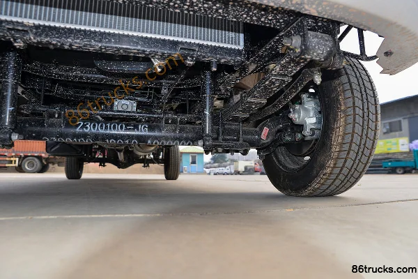 SRM Xinyuan Jinka S1 2024 Comfort 1.6L 112hp 4X2(6 wheels) CNG 2.55m Double Row Flatbed Mini Truck Chassis (3) | 86Trucks