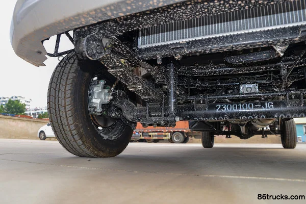 SRM Xinyuan Jinka S1 2024 Comfort 1.6L 112hp 4X2(6 wheels) CNG 2.55m Double Row Flatbed Mini Truck Chassis (2) | 86Trucks