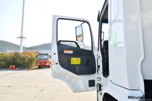 Dayun F7 Heavy Truck 270 hp 8X2(10 wheels) 7.6m Dump Truck (China VI) Cab (1) | 86Trucks