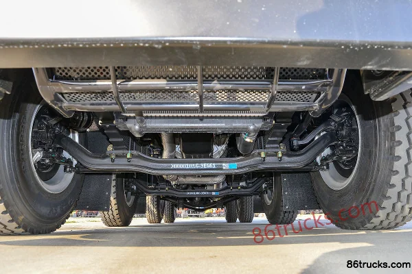Dayun F7 Heavy Truck 270 hp 8X2(10 wheels) 7.6m Dump Truck (China VI) Chassis (1) | 86Trucks