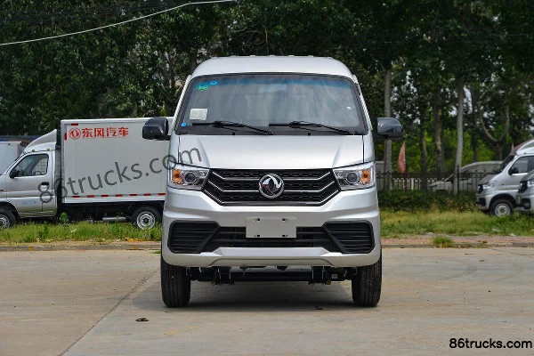 Dongfeng Xiaobawang W08 1.3L 91hp 4X2(6 wheels) 2.21m double row flatbed light truck (single rear tire) Exterior (2) | 86Trucks