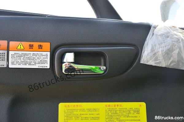 Dayun Fengshang Composite 200hp 4X2(6 wheels) 6.5m Dump Truck (China VI) Cab (3) | 86Trucks