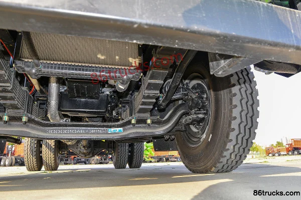 Dayun Fengshang Composite 200hp 4X2(6 wheels) 6.5m Dump Truck (China VI) Chassis (3) | 86Trucks