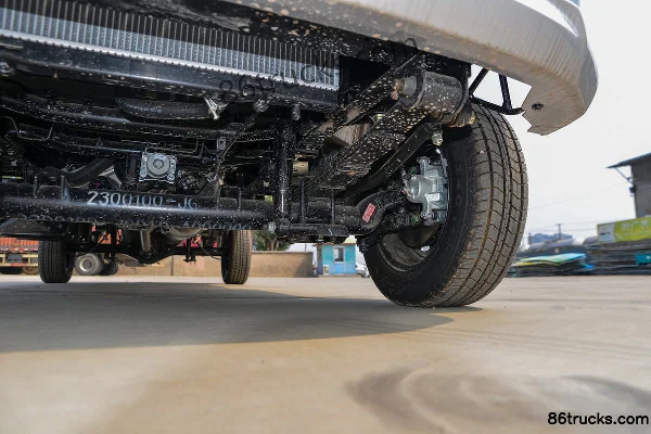 SRM Xinyuan Jinka S1 1.4L 102hp 4X2(6 wheels) 2.7m Single Row Flatbed Mini Truck (Single Rear Tire) Chassis (3) | 86Trucks