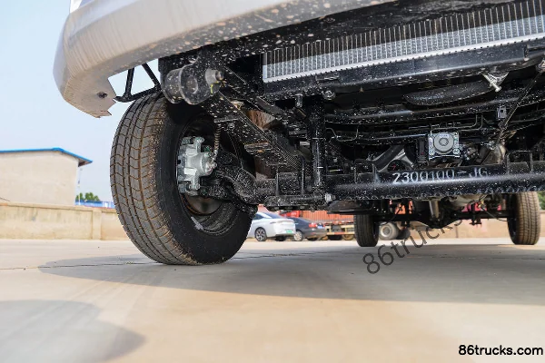 SRM Xinyuan Jinka S1 1.4L 102hp 4X2(6 wheels) 2.7m Single Row Flatbed Mini Truck (Single Rear Tire) Chassis (2) | 86Trucks