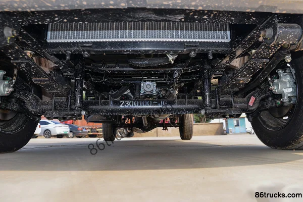 SRM Xinyuan Jinka S1 1.4L 102hp 4X2(6 wheels) 2.7m Single Row Flatbed Mini Truck (Single Rear Tire) Chassis (1) | 86Trucks