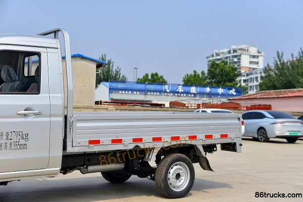 SRM Xinyuan Jinka S1 1.4L 102hp 4X2(6 wheels) 2.7m Single Row Flatbed Mini Truck (Single Rear Tire) Body (1) | 86Trucks