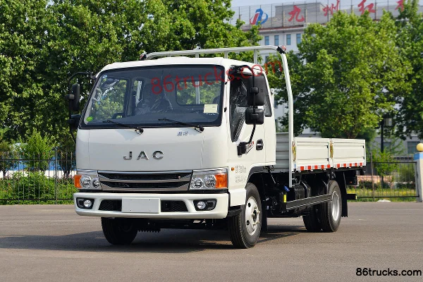 JAC Kangling H5 162 hp 4X2(6 wheels) 3.85m Semi-row Flatbed Light Truck Exterior (3) | 86Trucks