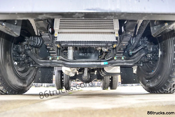 Dayun Yunlong composite 180 ch 4X2(6 roues) camion benne 3,8 m (Fast Gear 10 vitesses) Châssis (1) | 86Trucks