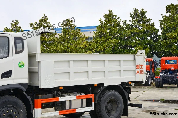 Dayun Yunlong composite 180 ch 4X2(6 roues) camion benne 3,8 m (Fast Gear 10 vitesses) Carrosserie (1) | 86Trucks