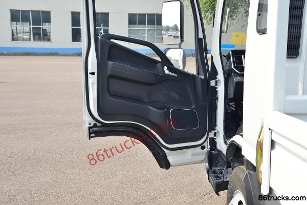 JAC Leading L6 152 hp 4X2(6 wheels) 3.85m Flatbed Light Truck with Sleeper Cab (2) | 86Trucks