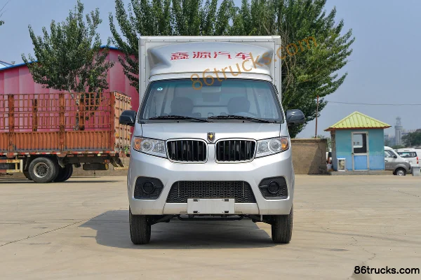Jinbei T32 Comfort 1.5L 109hp 4X2(6 wheels) Gasoline 2.055m Double Row Mini Truck Exterior (2) | 86Trucks