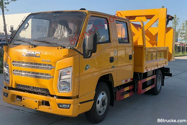 JMC Xinshunda 115hp 4X2(6 wheels) Crash Cushion Truck (Qidongfang Brand) Exterior (2) | 86Trucks