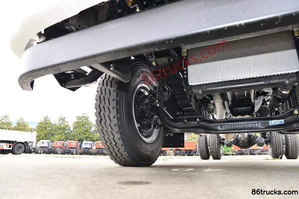 Dayun Fengshang 245hp 4X2(6 wheels) Green Sprinkler Truck (China VI) Chassis (2) | 86Trucks
