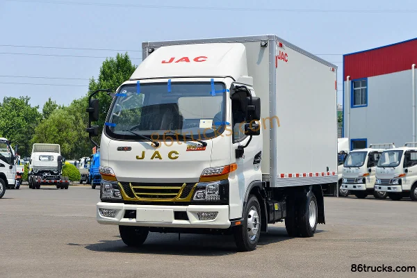 JAC Junling Jinyuanbao 1,8 L 130 ch 4X2(6 roues) essence 3,7 m cabine simple fourgon à benne fermée Extérieur (3) | 86Trucks