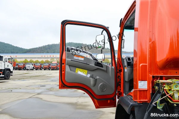 Dayun ZhengTu 150 hp 4X2(6 wheels) Flatbed Truck (China VI) Cab (1) | 86Trucks