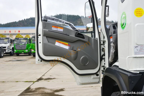 Dayun Yuntu Heavy-duty 200hp 4X2(6 wheels) 4m dump truck Cab (2) | 86Trucks