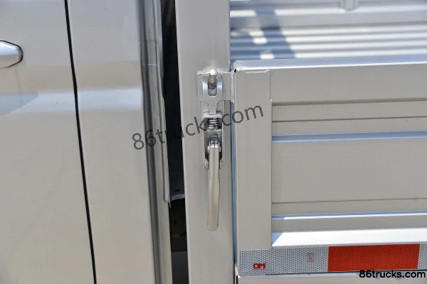 Jinbei Jinka S6 Standard 1.6L 123 hp 4X2(6 wheels) Gasoline 3m Double Row Flatbed Micro Truck (China VI) Body (2) | 86Trucks