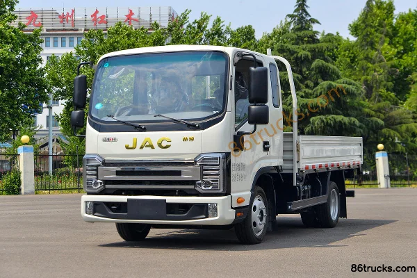 JAC Shuailing S3 130 ch 4X2(6 roues) 3,37 m cabine avancée avec couchette, camion léger à ridelles (China VI) Extérieur (3) | 86Trucks