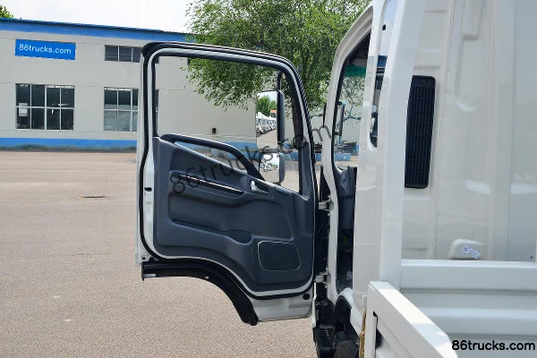 JAC Shuailing S3 130 ch 4X2(6 roues) 3,37 m cabine avancée avec couchette, camion léger à ridelles (China VI) (1) | 86Trucks