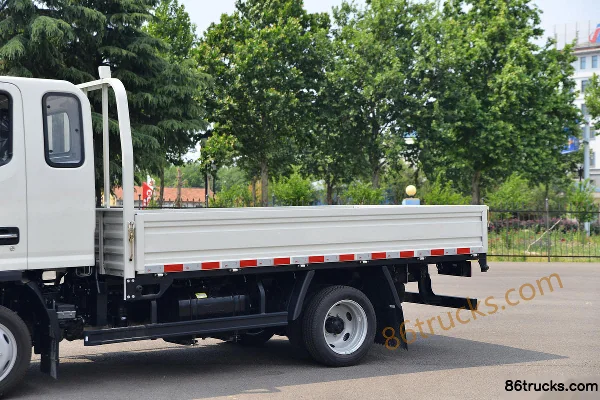 JAC Shuailing S3 130 ch 4X2(6 roues) 3,37 m cabine avancée avec couchette, camion léger à ridelles (China VI) Carrosserie (1) | 86Trucks